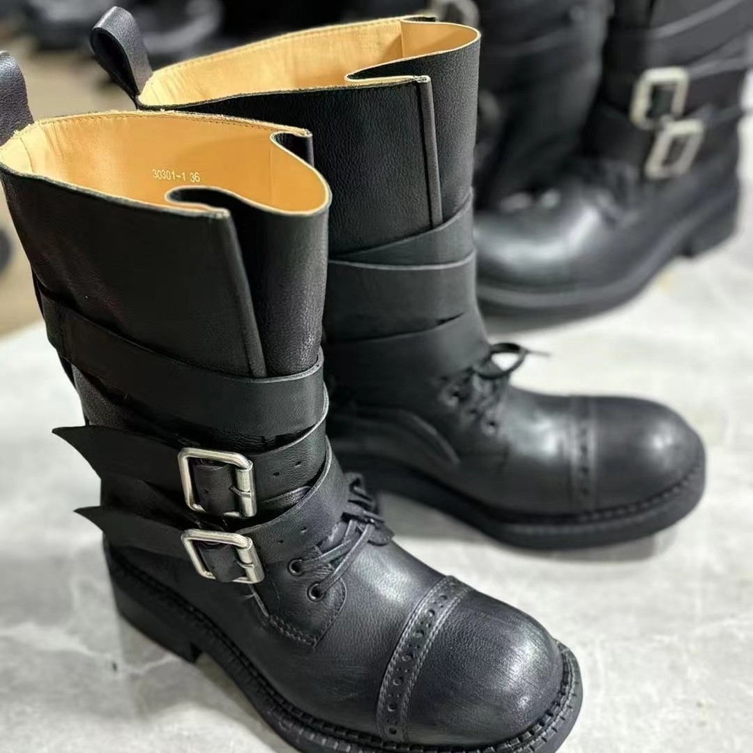 新女郎欧货潮牌马丁靴