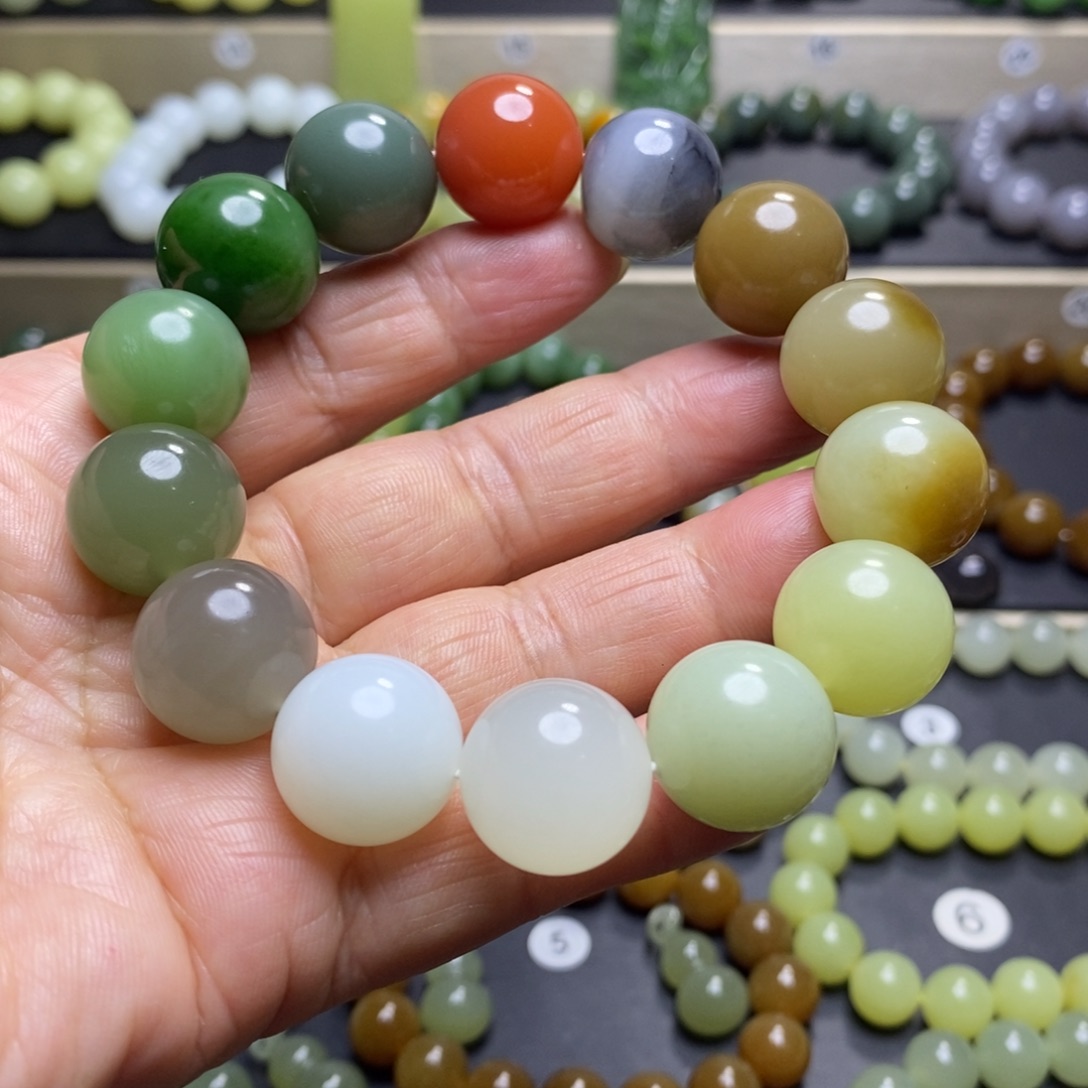 和田玉手串未镶嵌