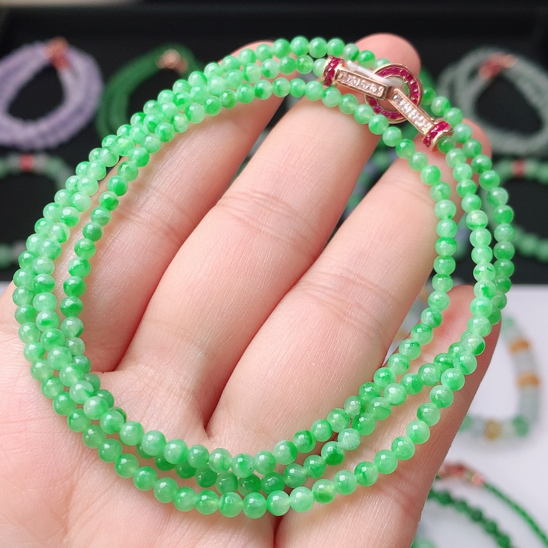 翡翠未镶嵌手链翡翠