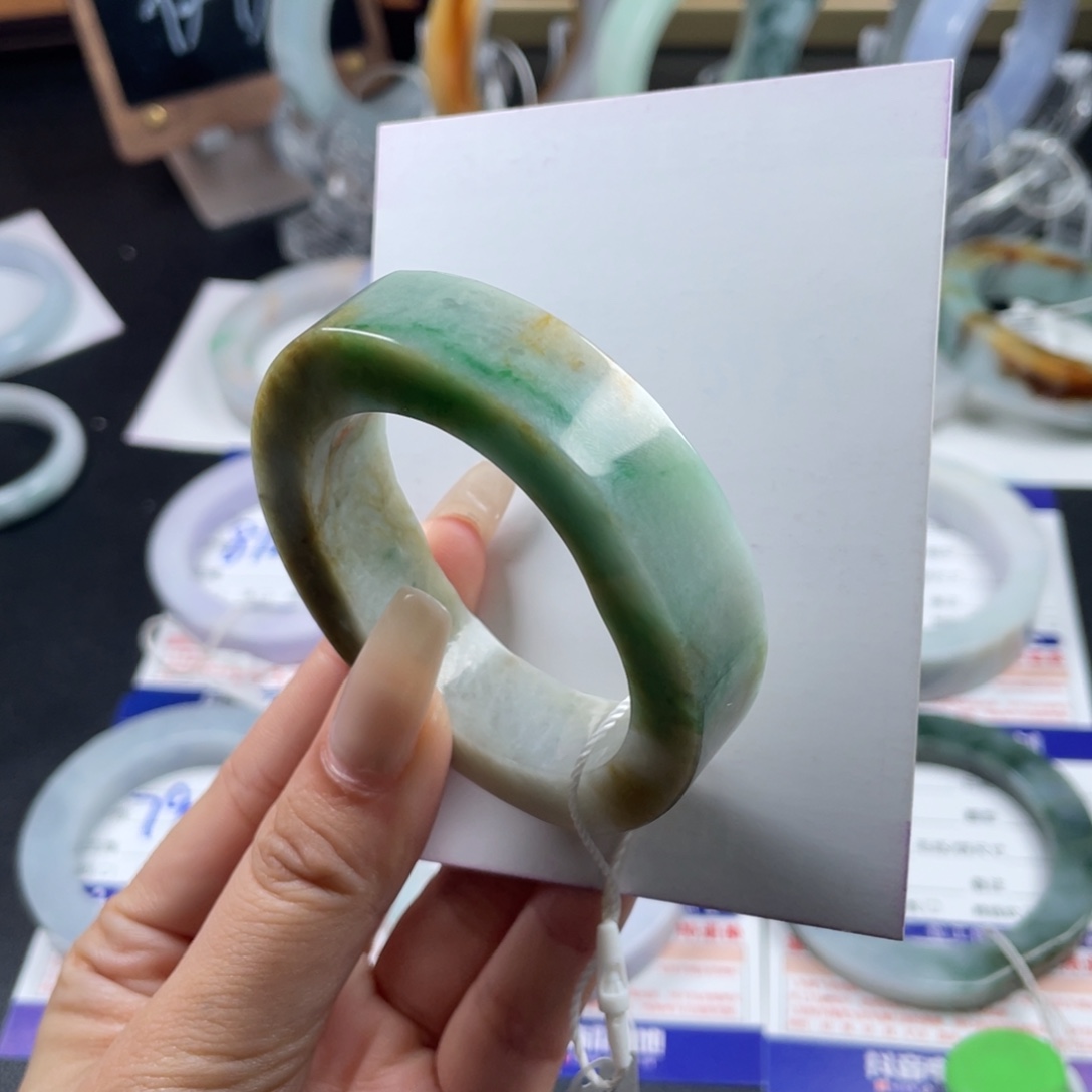 定制翡翠未镶嵌基地质检发货基地质检发货