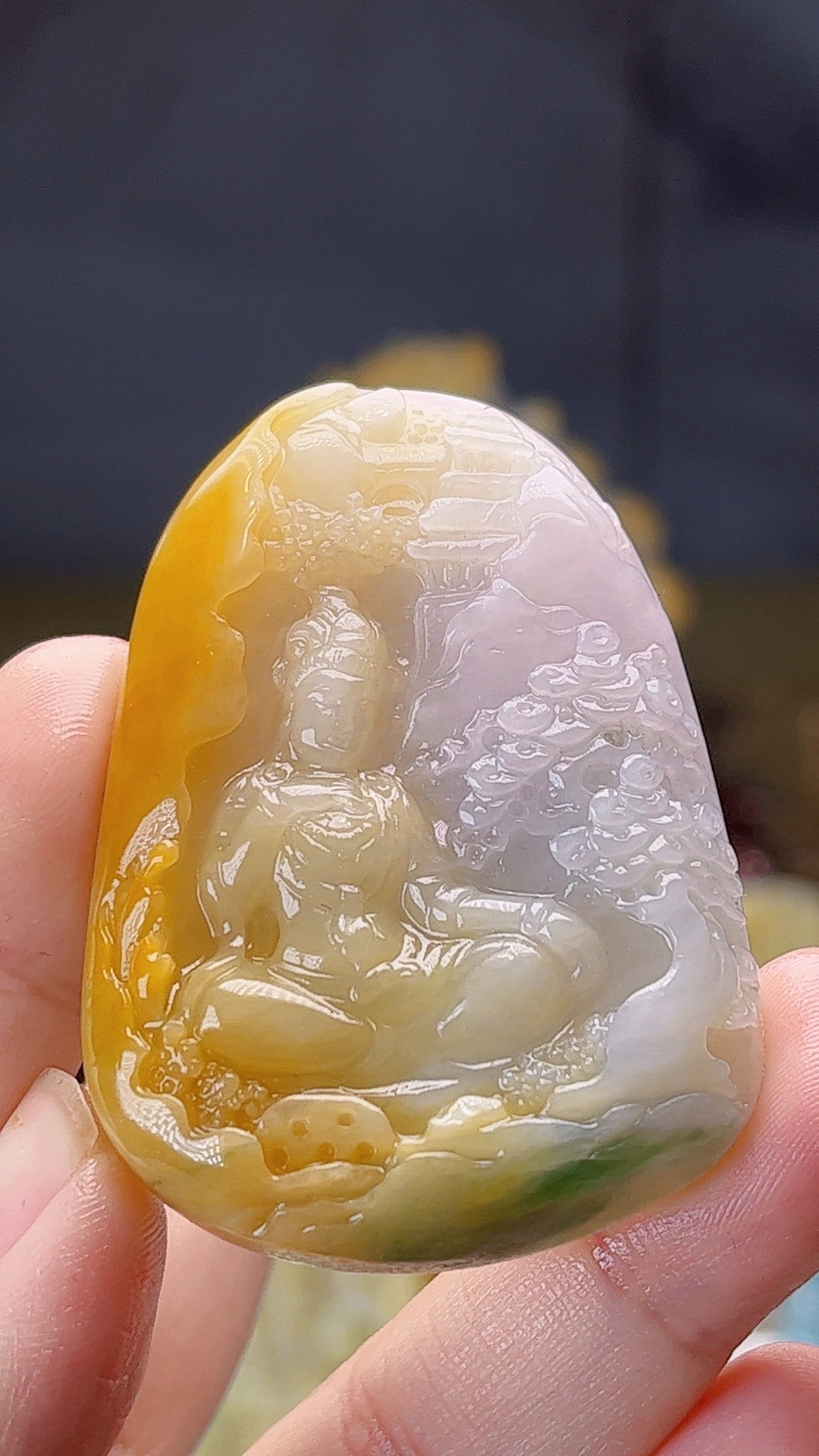 【新春好物】天然缅甸翡翠黄加绿观音毛货买断需抛光尺寸54-40-9.8