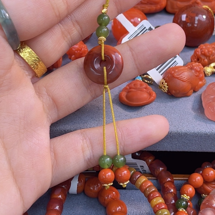 南红玛瑙多样性发一件未镶嵌平安扣手机挂