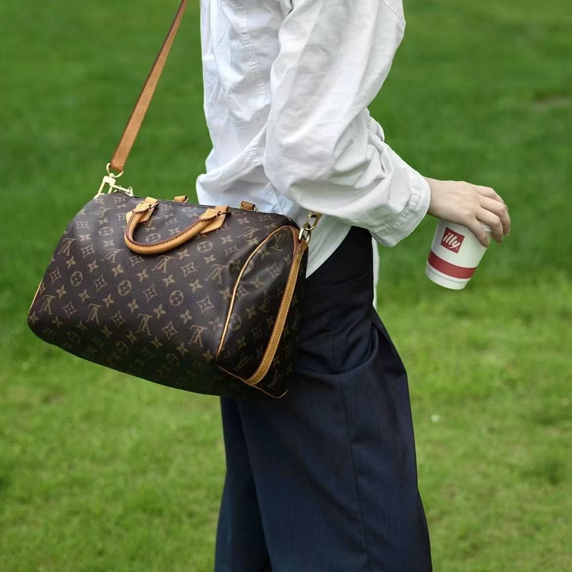 95新 LouisVuitton/路易威登 女包全原speedy30 肩带款