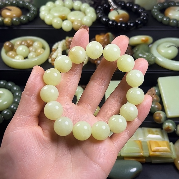 岫岩老玉（透闪石质玉）未镶嵌手链