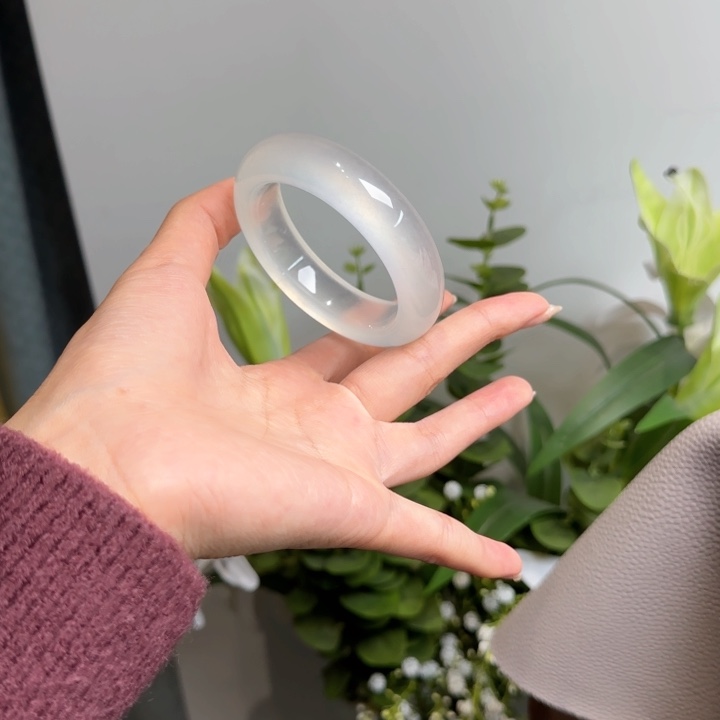 玉小*卡时尚冰飘花手镯805