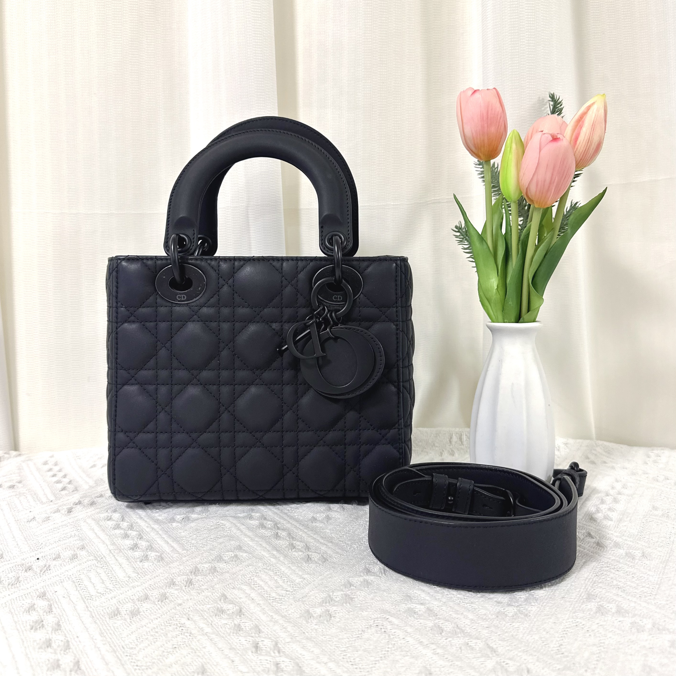 99新 DIOR/迪奥 戴妃四格包 磨砂黑 尺寸：20x8x16.5