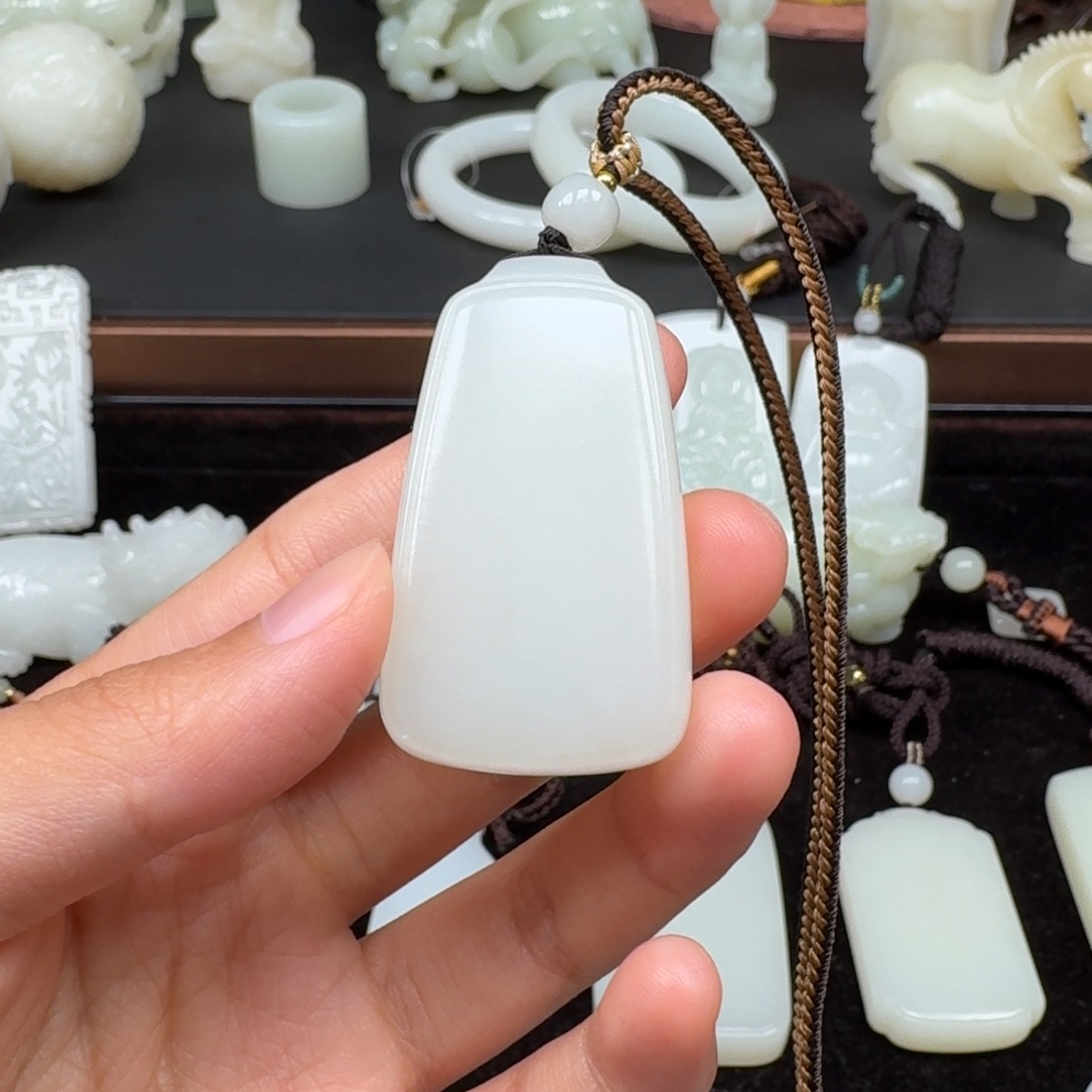 【闪购商品】和田玉未镶嵌挂件诗**意