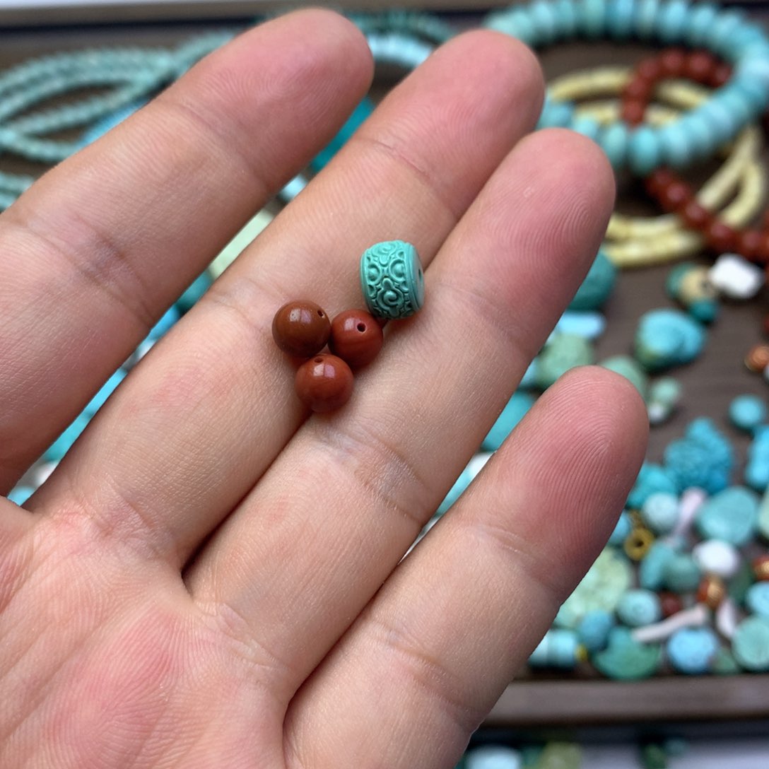 南红玛瑙雕刻未镶嵌