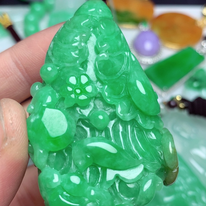 翡翠吊坠(不含链)未镶嵌