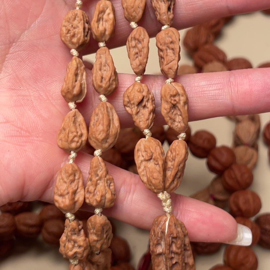 阿***。吊坠文玩核桃小异性