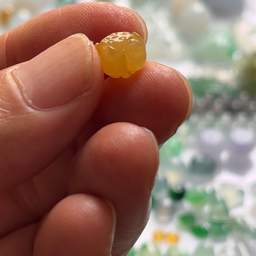 未镶嵌定制翡翠莲花