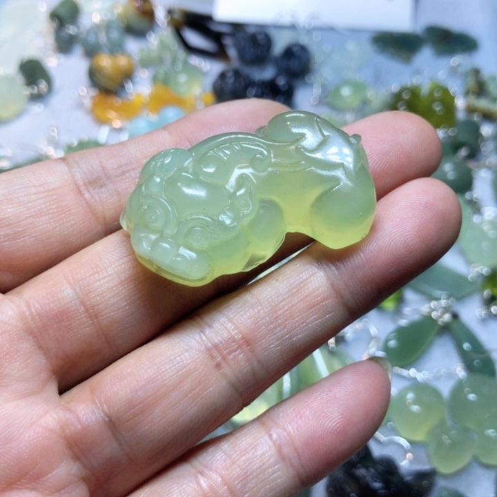 【闪购商品】蛇纹石玉挂件未镶嵌