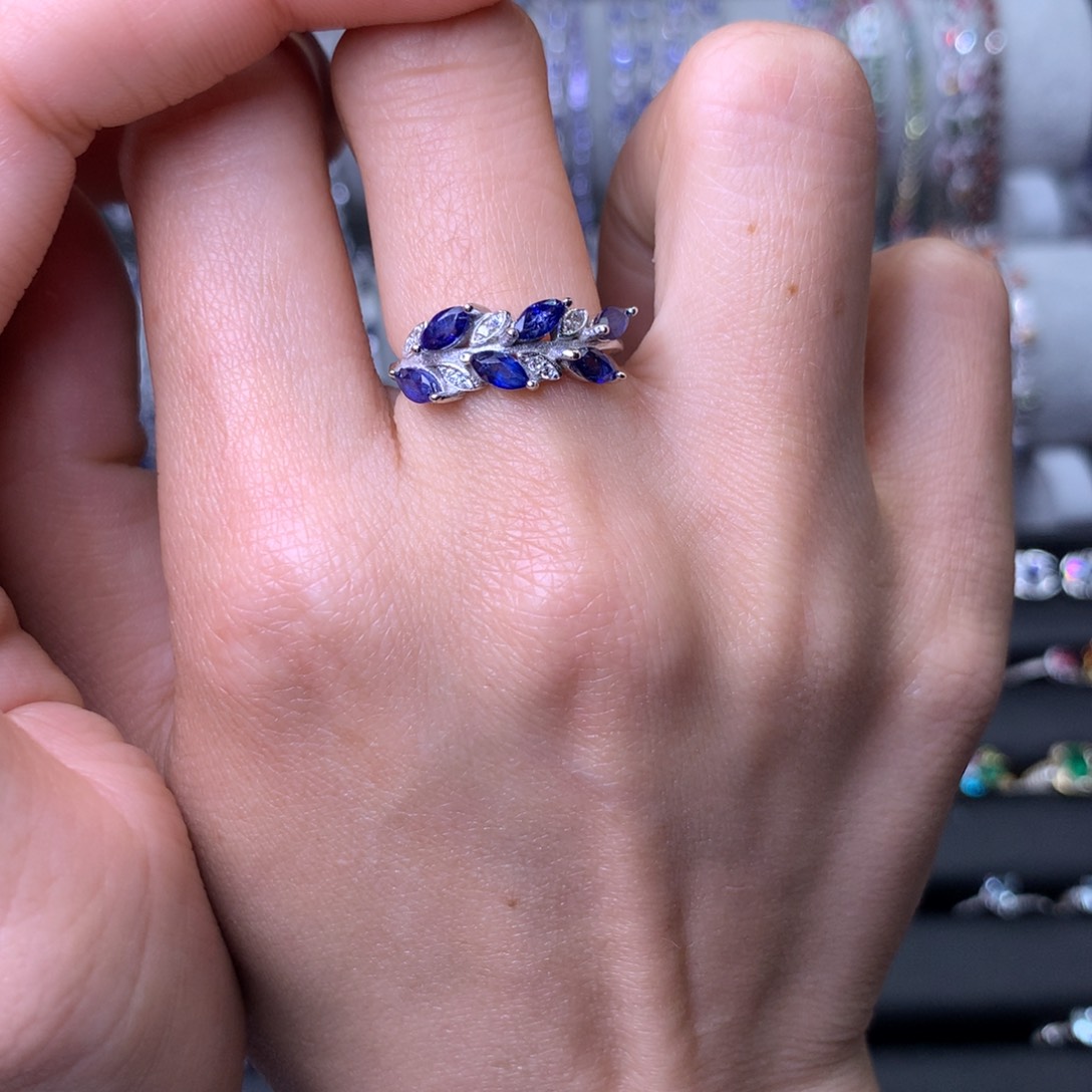 蓝宝石戒指银S925镶嵌