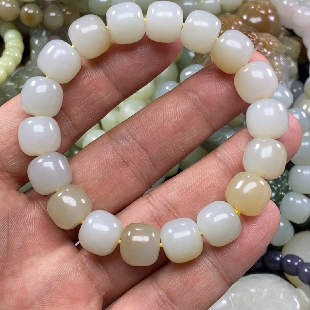 和田玉手链未镶嵌