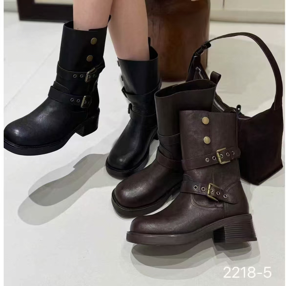 秋季新款时尚百搭短靴2218-5