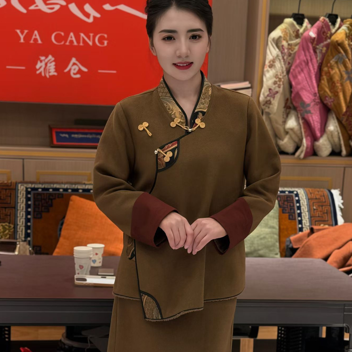 秋冬藏式短款外套半身裙两件套显瘦保暖