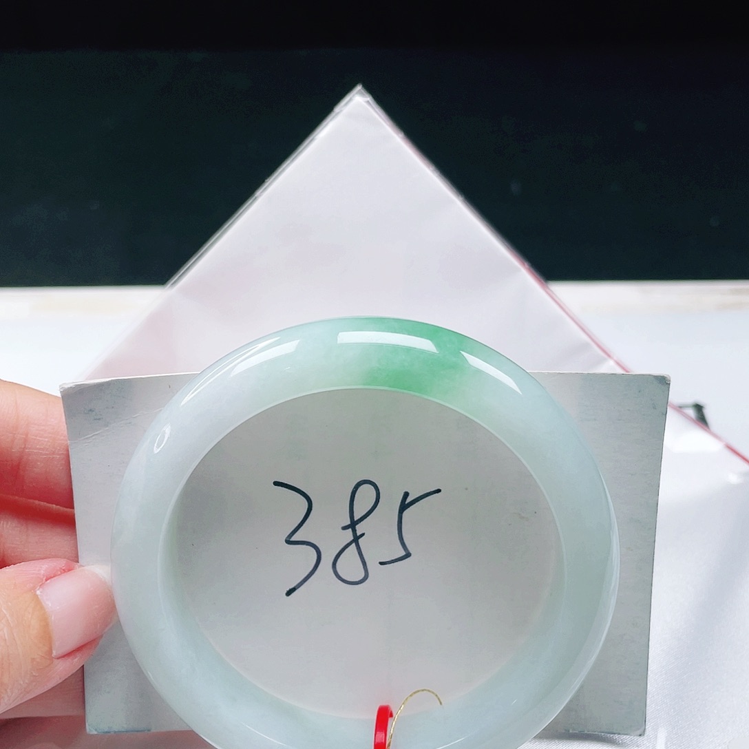 翡翠未镶嵌手镯缅甸翡翠57+