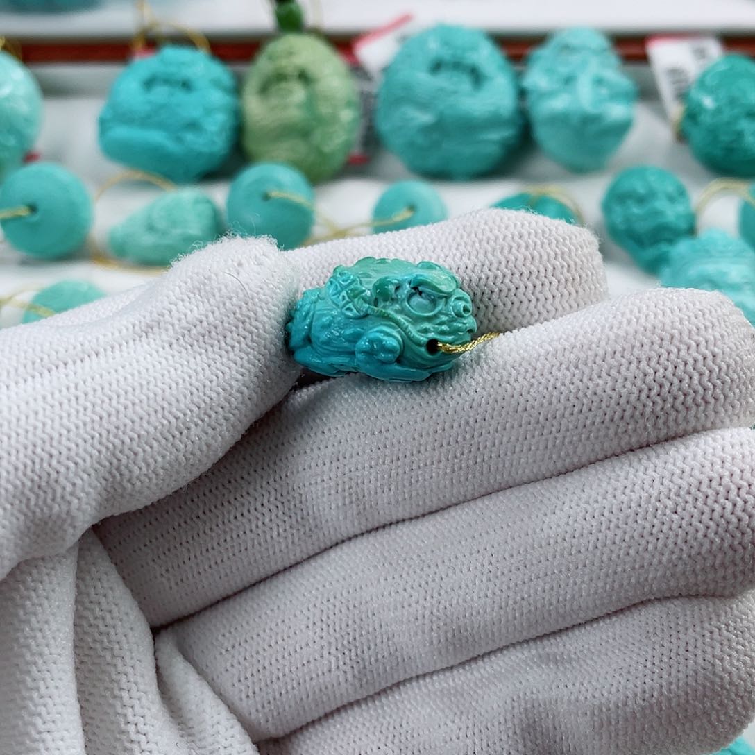 绿松石车挂未镶嵌