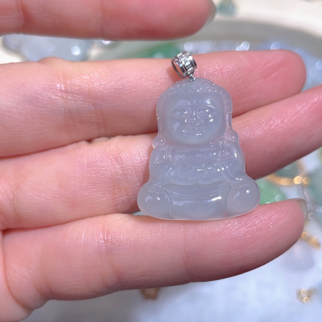 翡翠颈饰18K金镶嵌翡翠