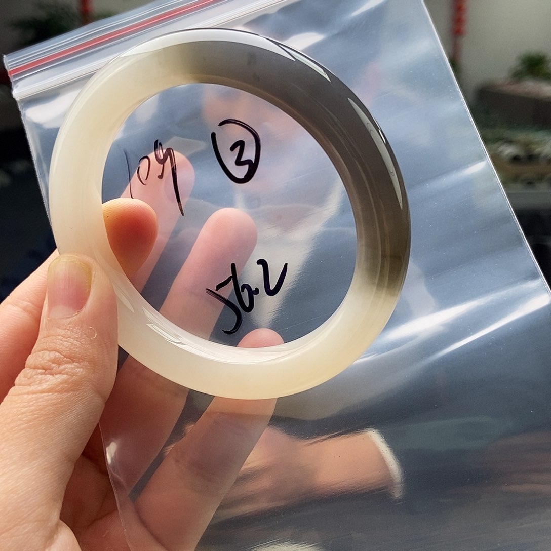 和田玉颜色多样性发拍一发一未镶嵌