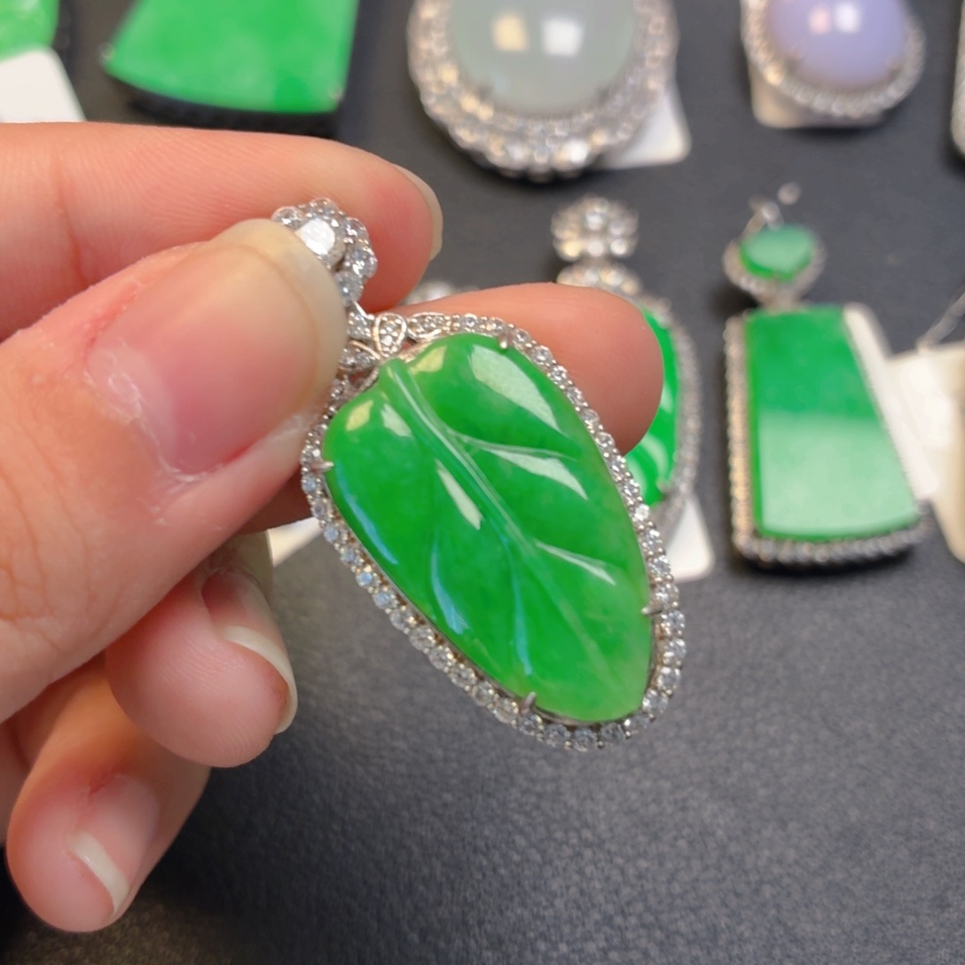 翡翠银S925镶嵌吊坠(不含链)