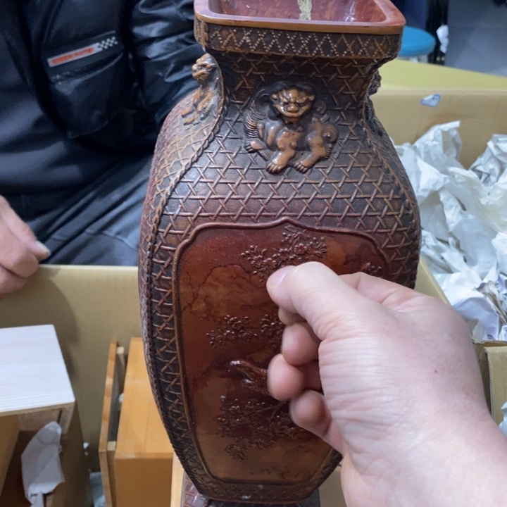 铜***堂中古品默认微瑕看好下手