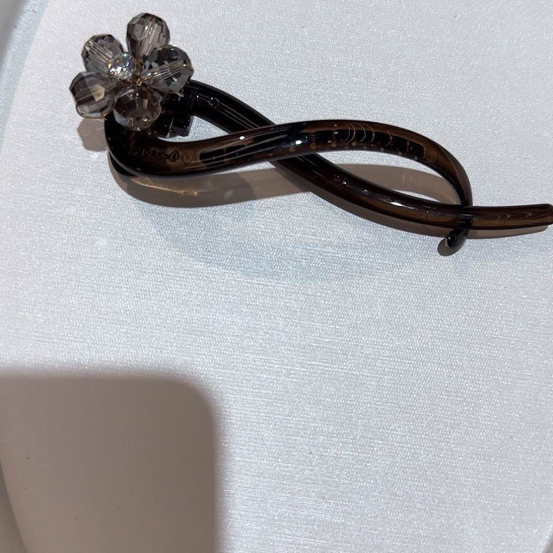 皮质非金属花朵扭扭2个