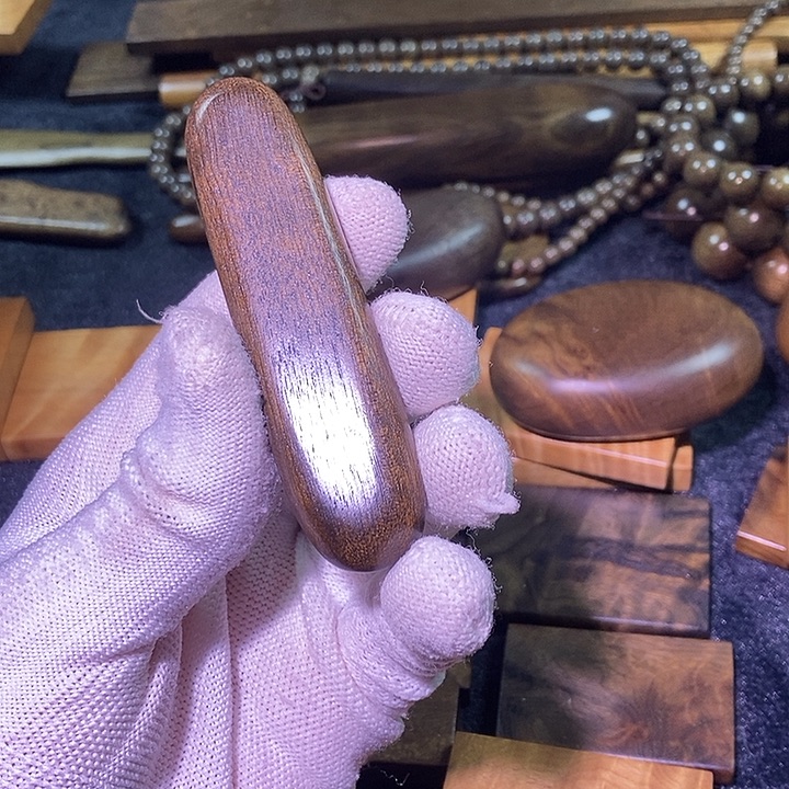 刘***）文玩核桃吊坠直播间链接一物一拍