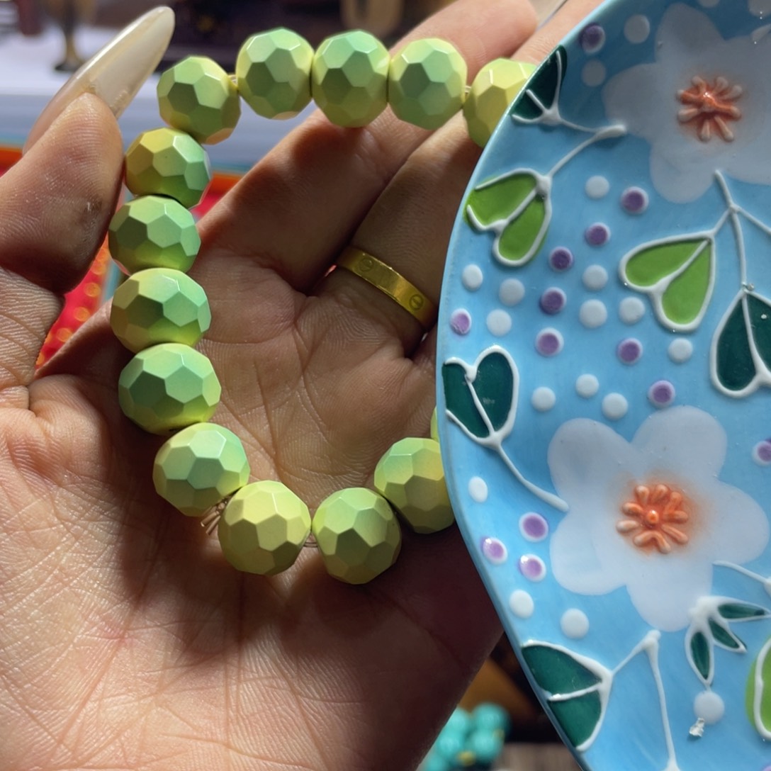 紫砂漏油的时候就会有