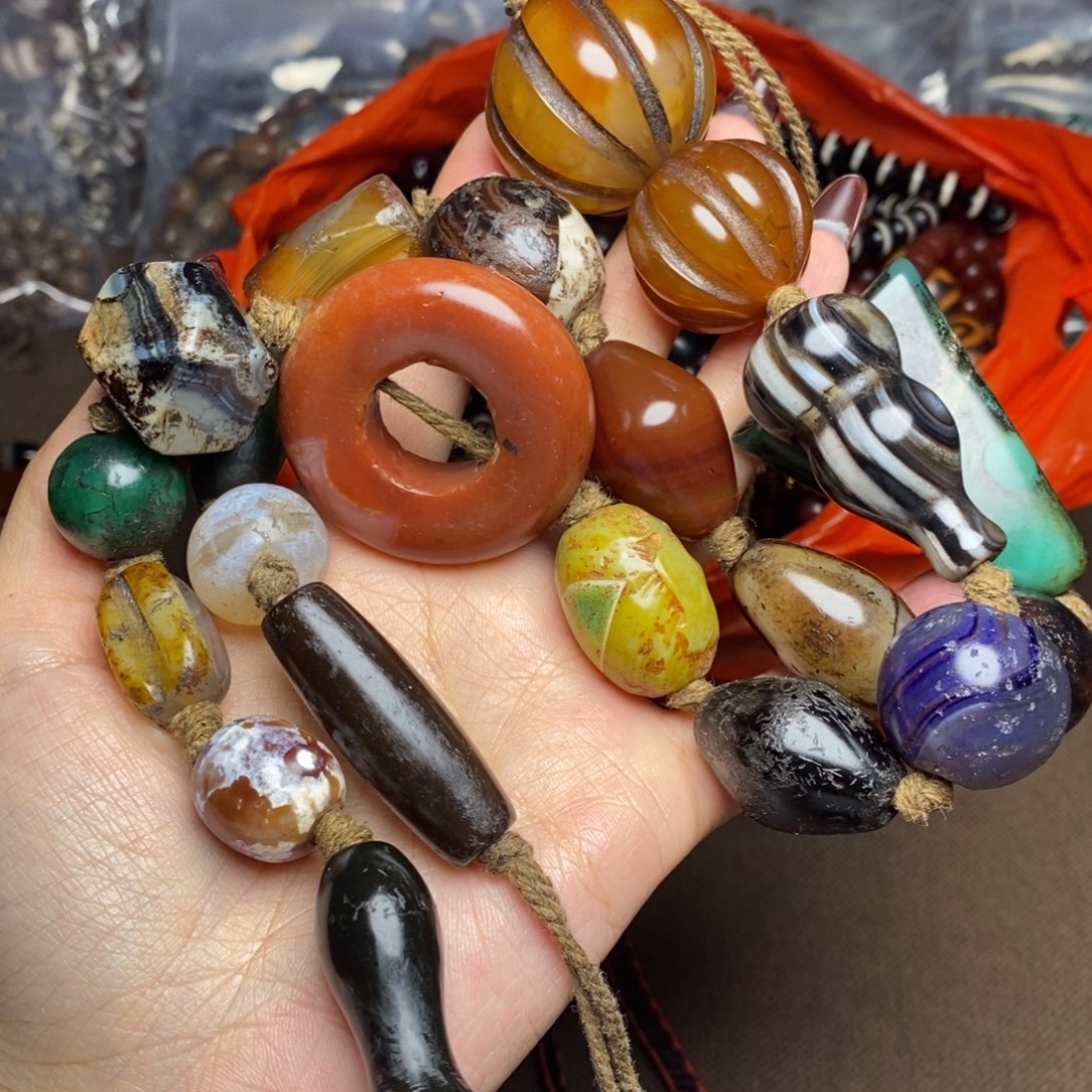 玛瑙/玉髓未镶嵌颈饰