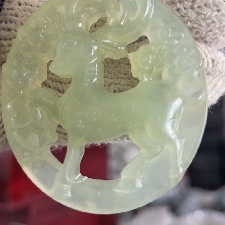 蛇纹石玉未镶嵌珠宝奇石