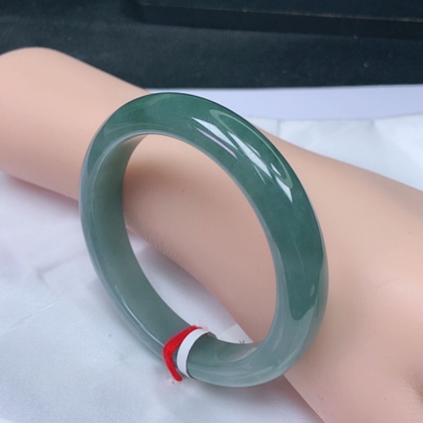 【闪购商品】翡翠手镯未镶嵌，