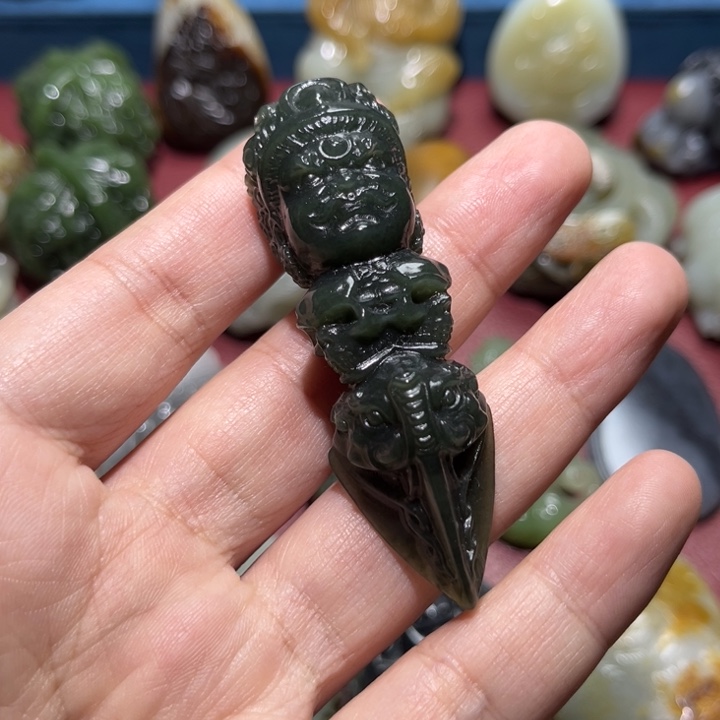 和田玉挂件未镶嵌