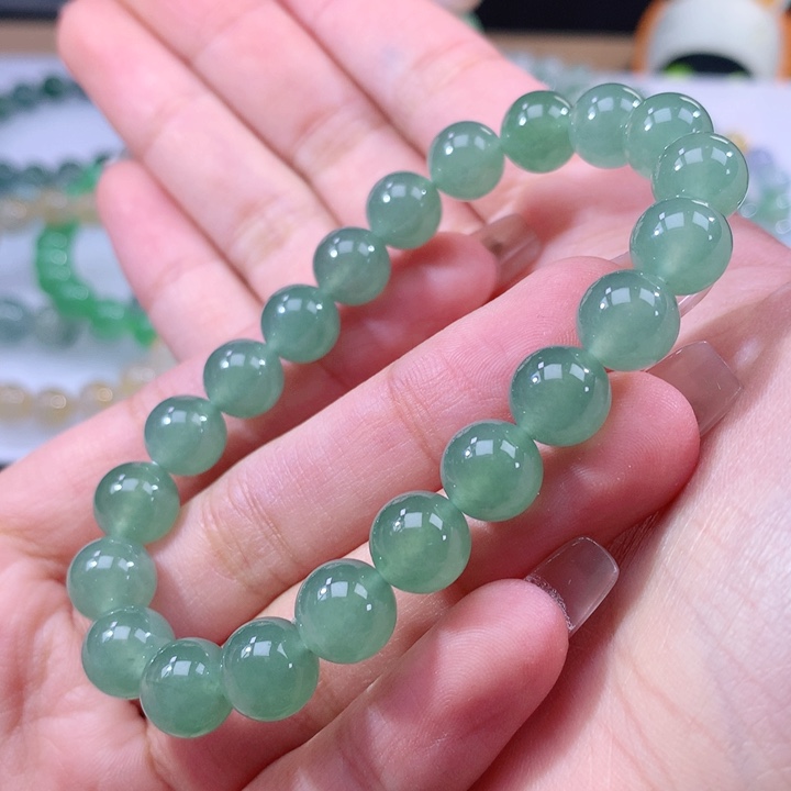 翡翠手链未镶嵌翡翠