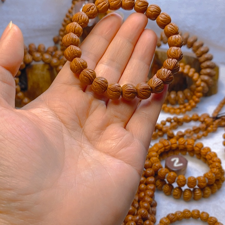 吊坠桃核.*红皮玉龙脊单圈