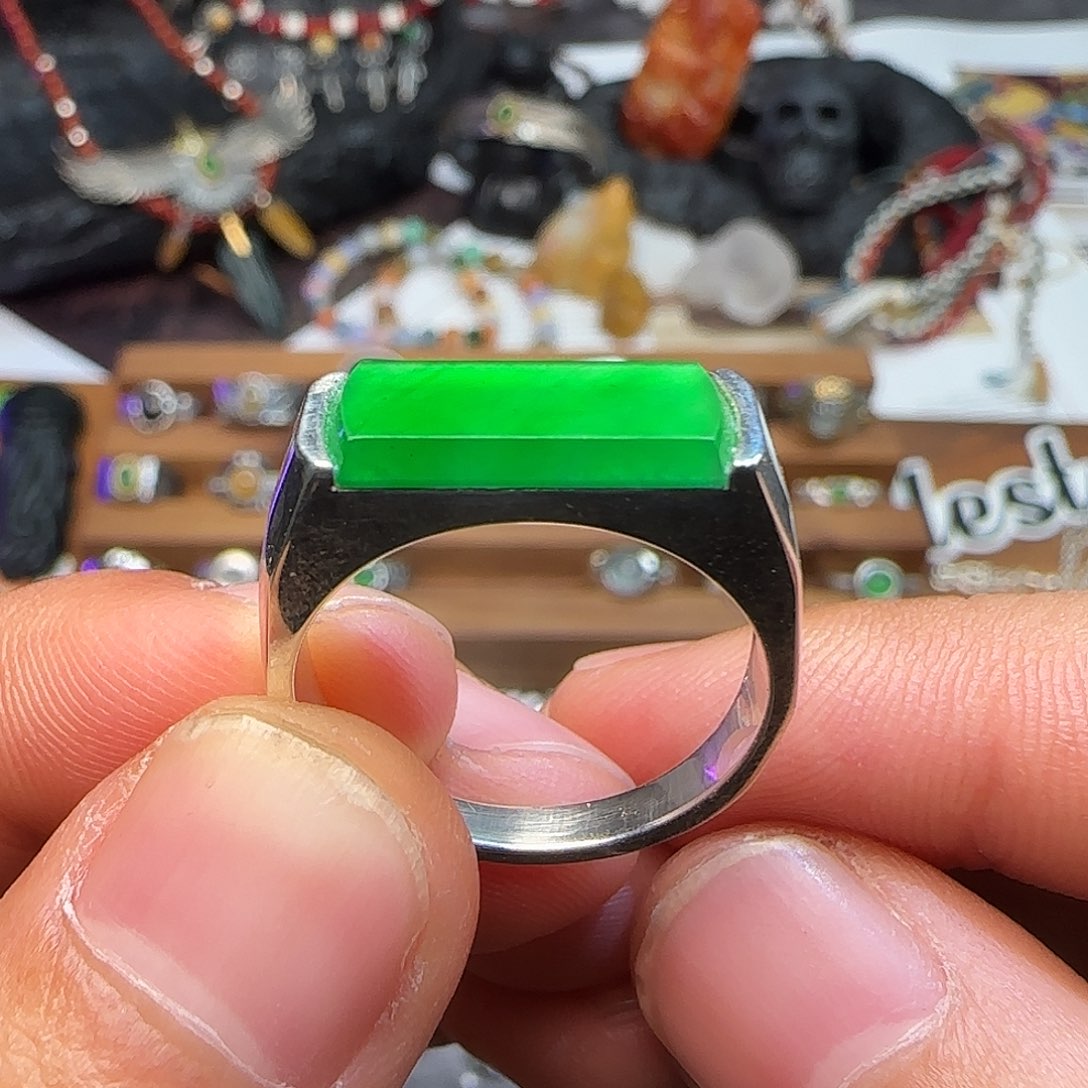 阿***果翡翠银S925镶嵌戒指