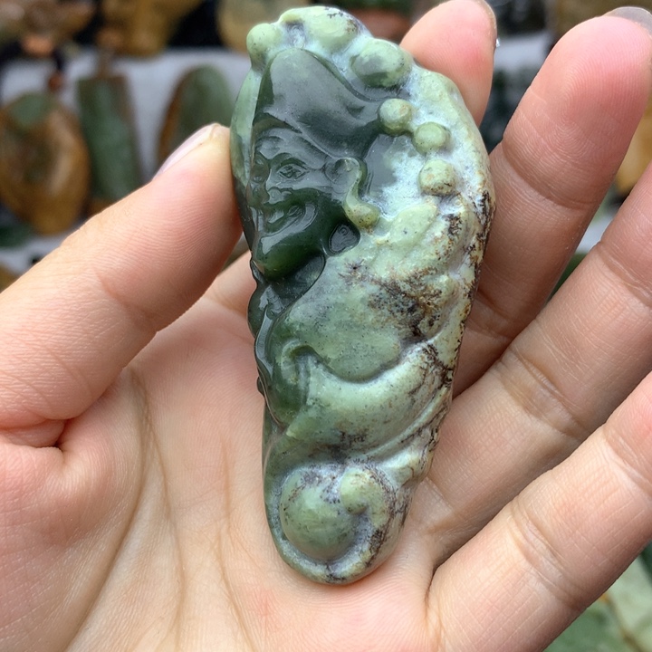 岫岩河磨玉（透闪石质玉）挂件未镶嵌
