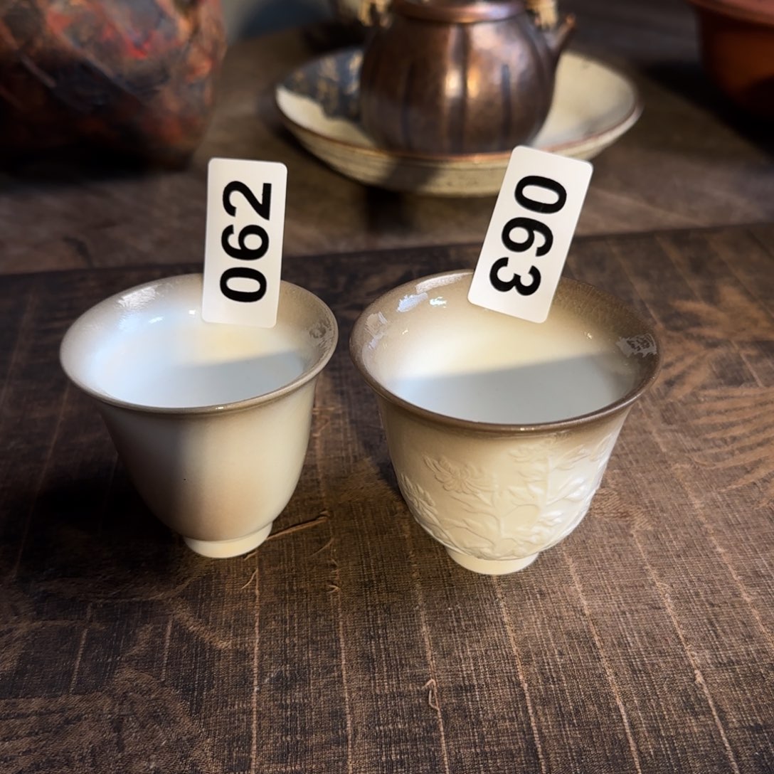 杯❥****?两只一起过年福利