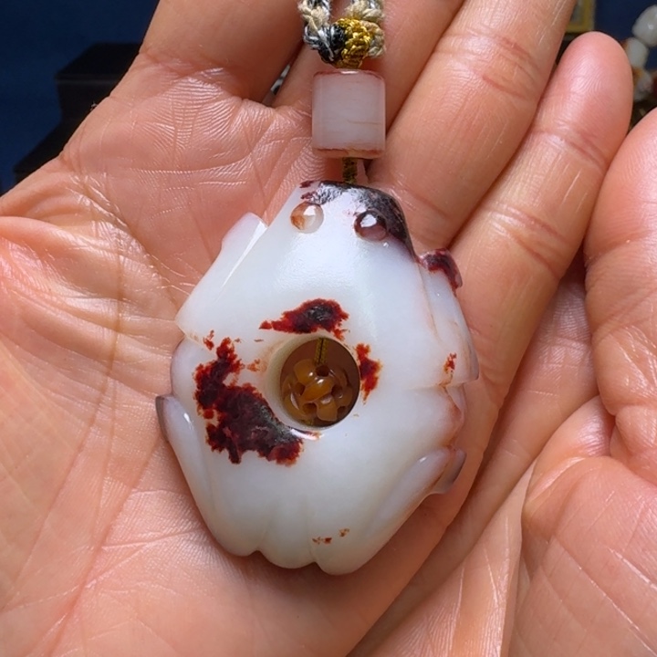 和田玉（糖玉）挂件未镶嵌