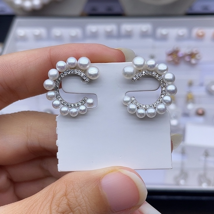 淡水珍珠银S925镶嵌颈饰