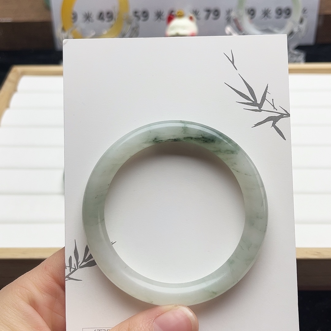 未镶嵌手镯石英质玉10
