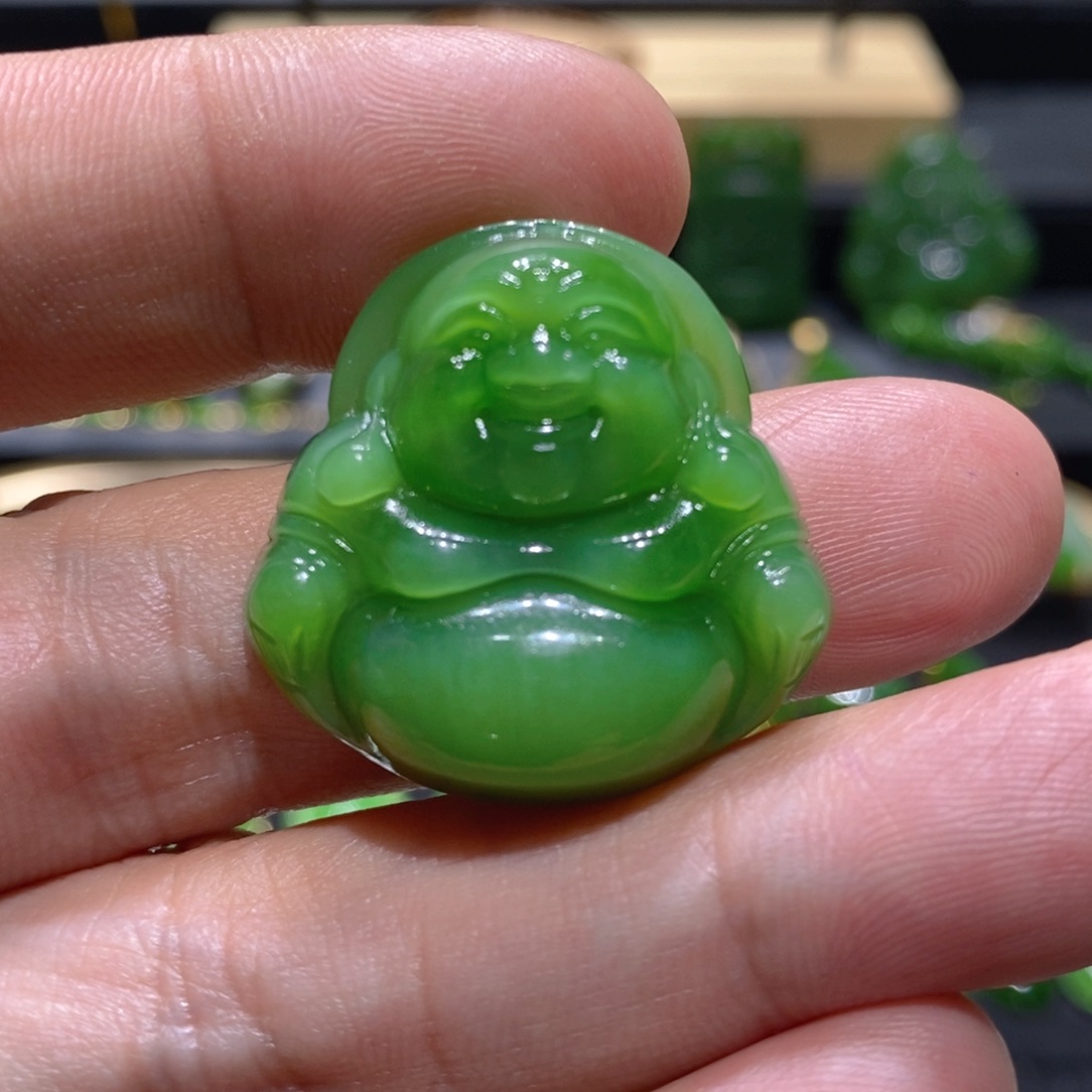 和田玉（碧玉）颈饰未镶嵌小*、
