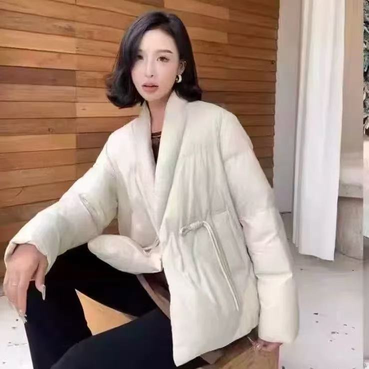 027盘扣系带白鸭绒羽绒服女款 均码 胸围120衣长65