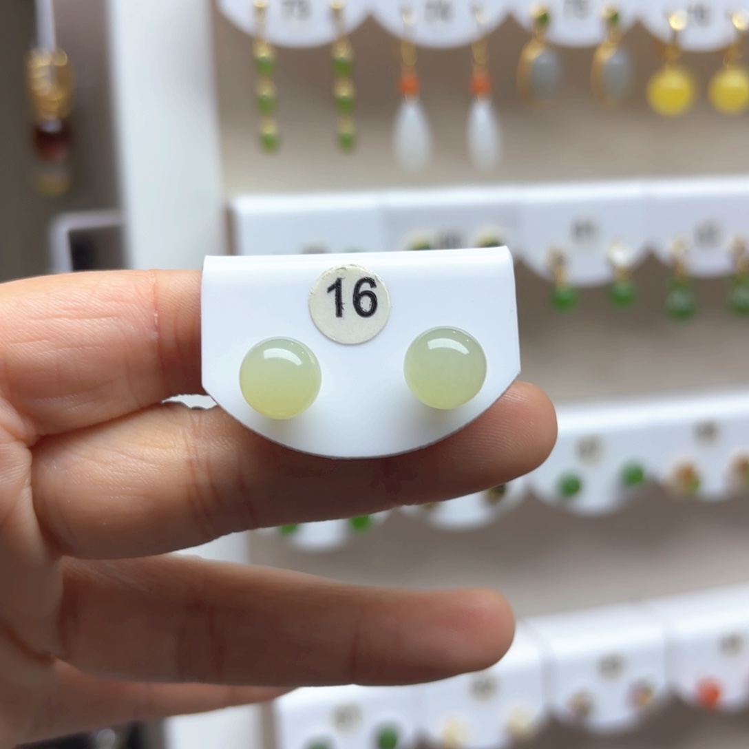 和田玉耳饰18K金镶嵌10mm 