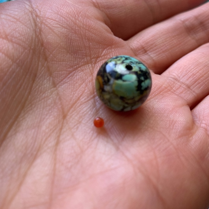 南红玛瑙未镶嵌珠宝奇石