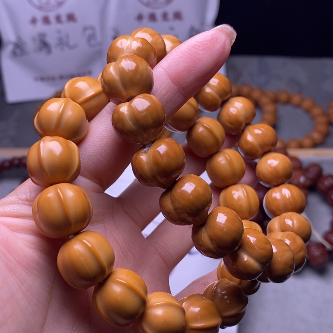猴头核桃手串屁桃鲨鱼