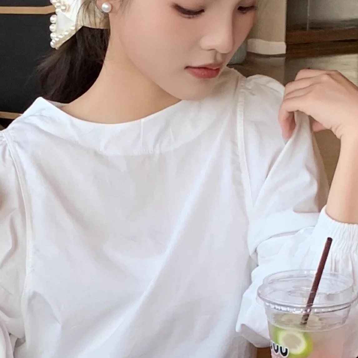 0099 简约温柔风圆领宽松衬衫B7