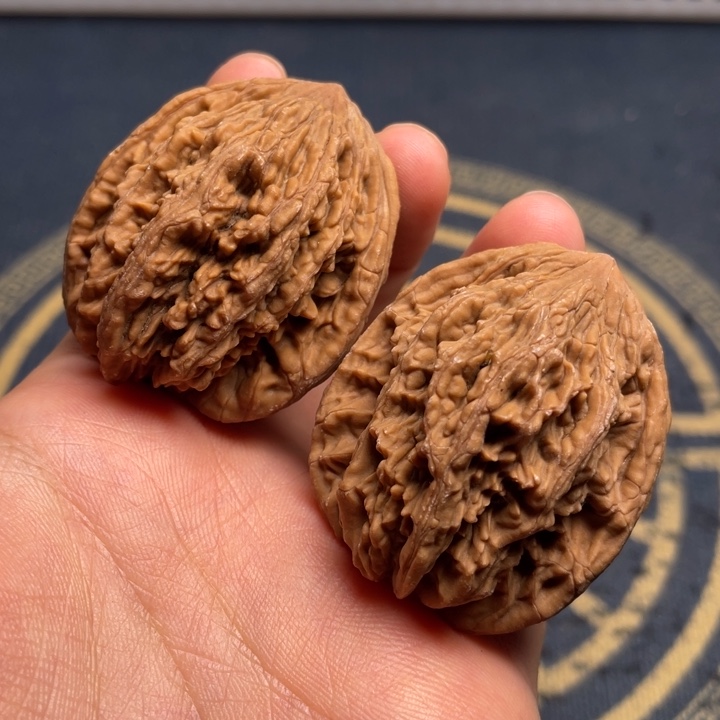 吊坠文玩核桃麦虎