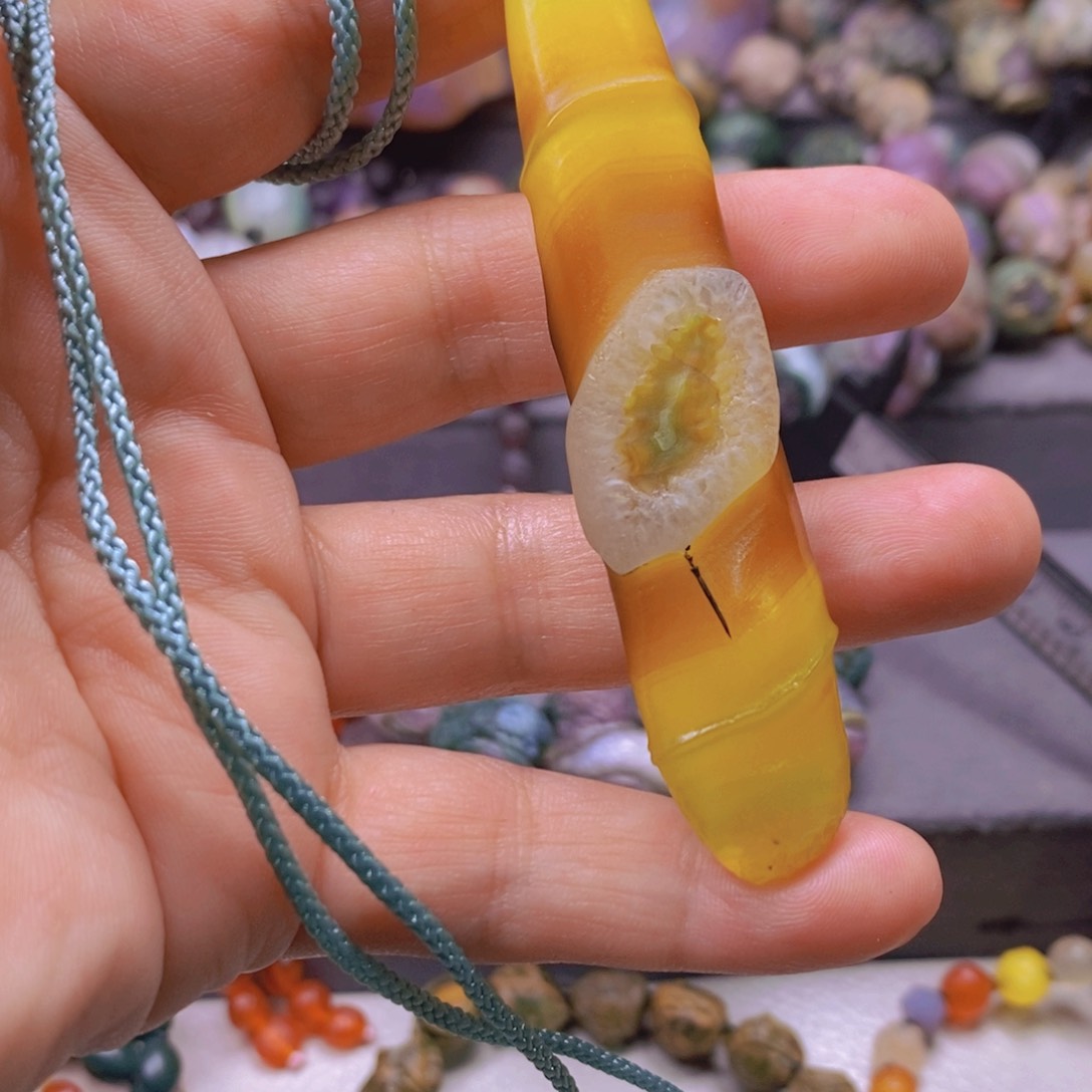 合金颈饰玛瑙/玉髓