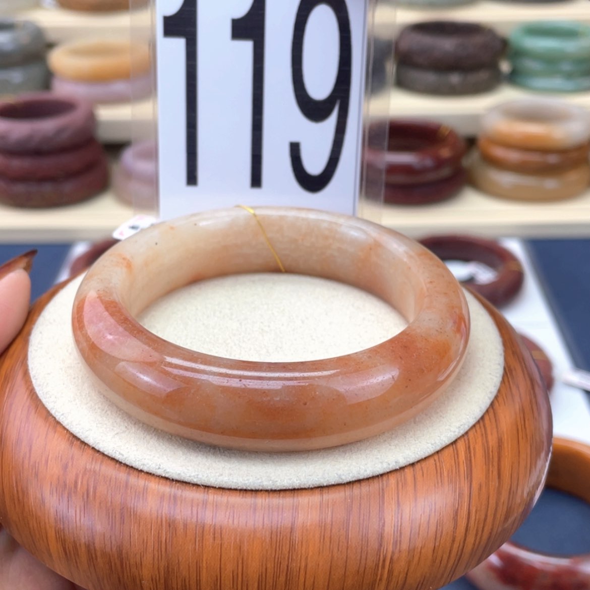 【闪购商品】石英质玉手镯未镶嵌